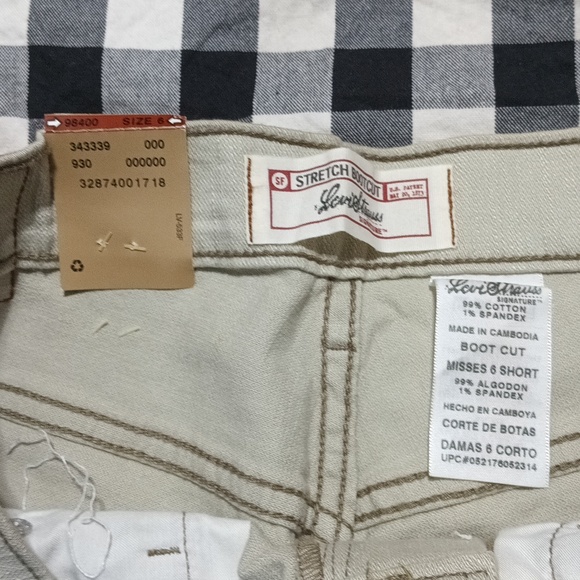 Women's Levi's gold stretch bootcut Jeans - Picture 8 of 8